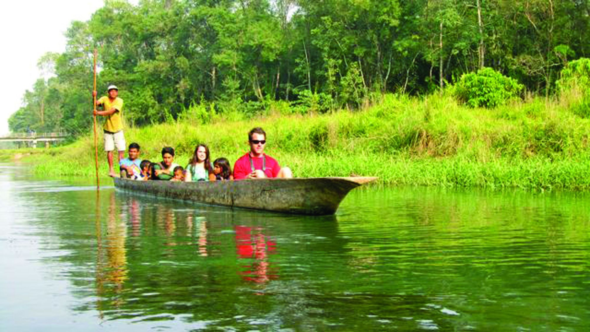 Rainbow Safari Resort Sauraha Exterior photo